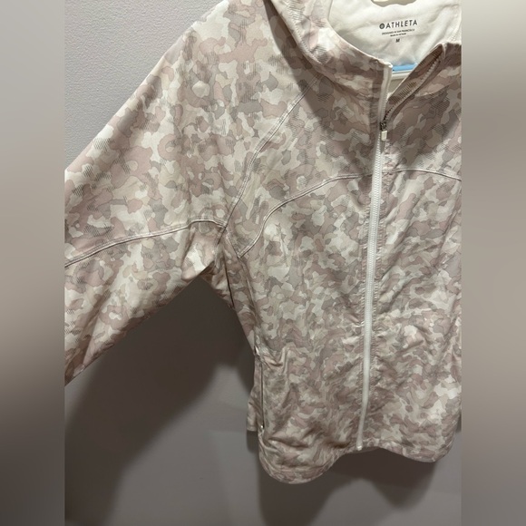 Athleta Camo RUNNING FREE REFLECTIVE JACKET Pink White M EUC - Picture 4 of 15